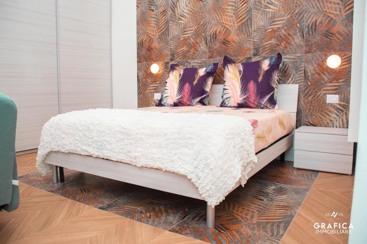 Ameli Home Luxury Apartment Таранто Екстер'єр фото