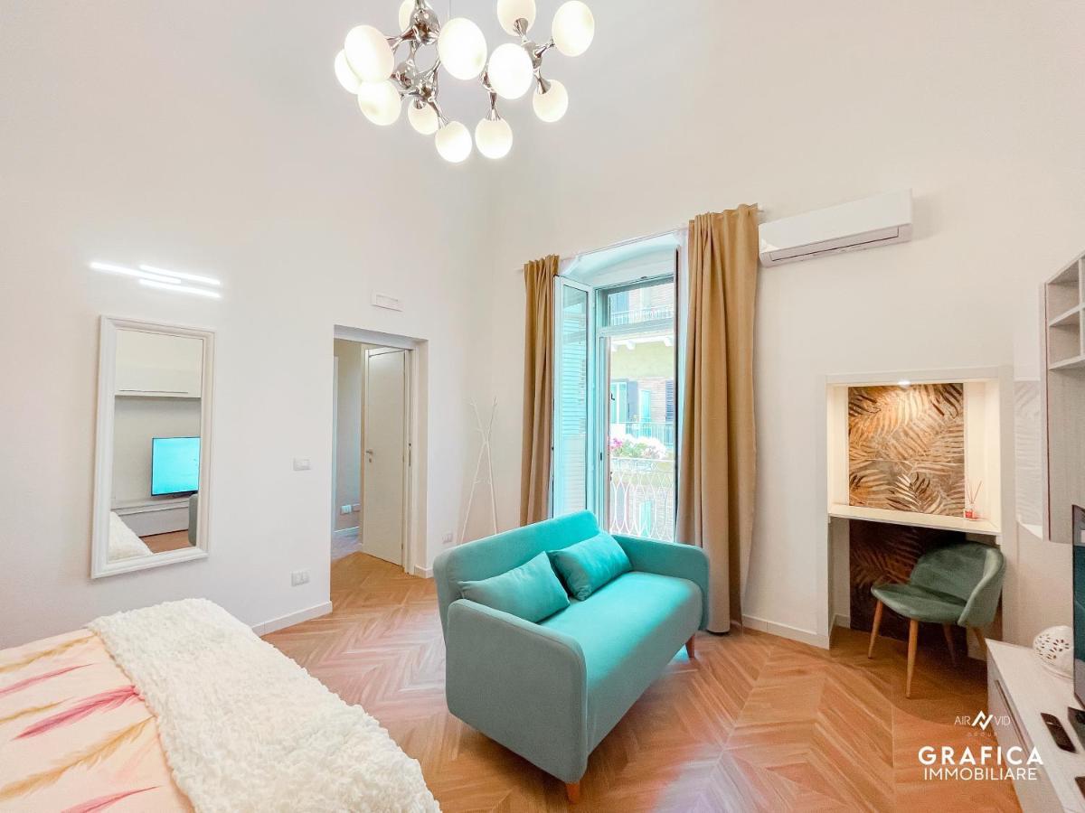 Ameli Home Luxury Apartment Таранто Екстер'єр фото