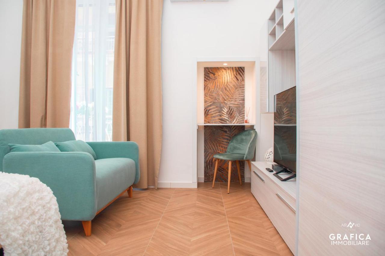Ameli Home Luxury Apartment Таранто Екстер'єр фото